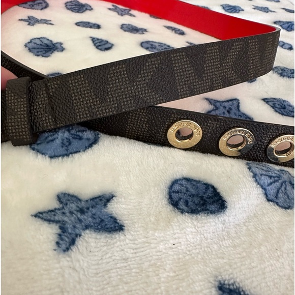 Michael Kors MK belt - Picture 3 of 3